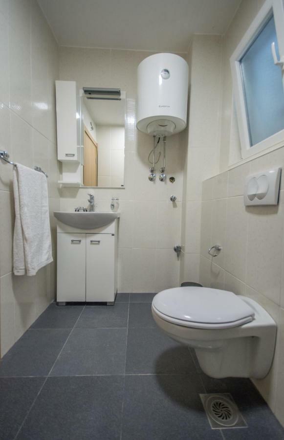 Queen Teuta Hotel Risan Kültér fotó